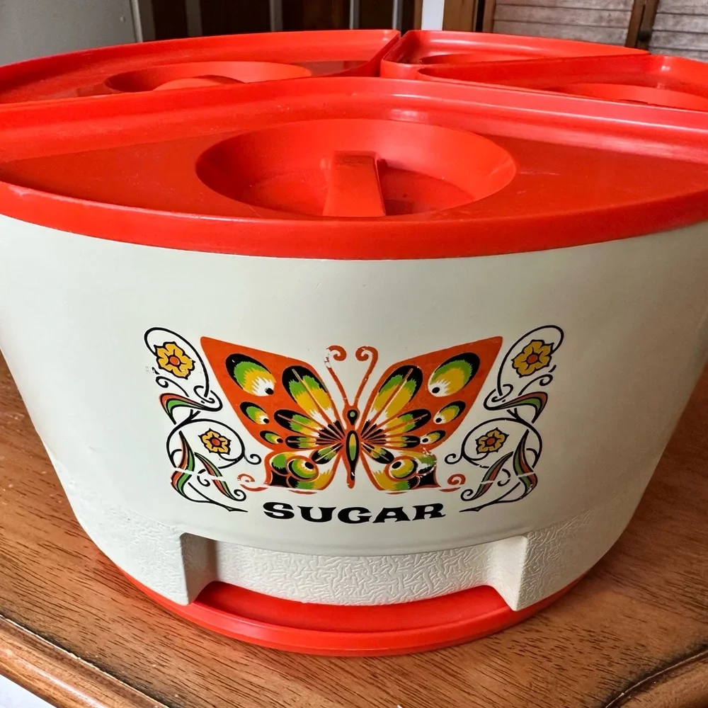Vintage Sterilite Butterfly Food Cannisters Lazy Susan - Picture 3 of 10
